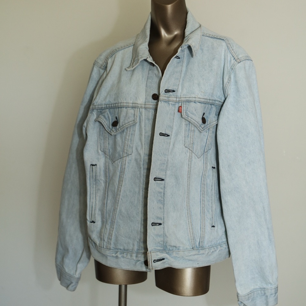 Levi’s stonewashed vintage jacket size L